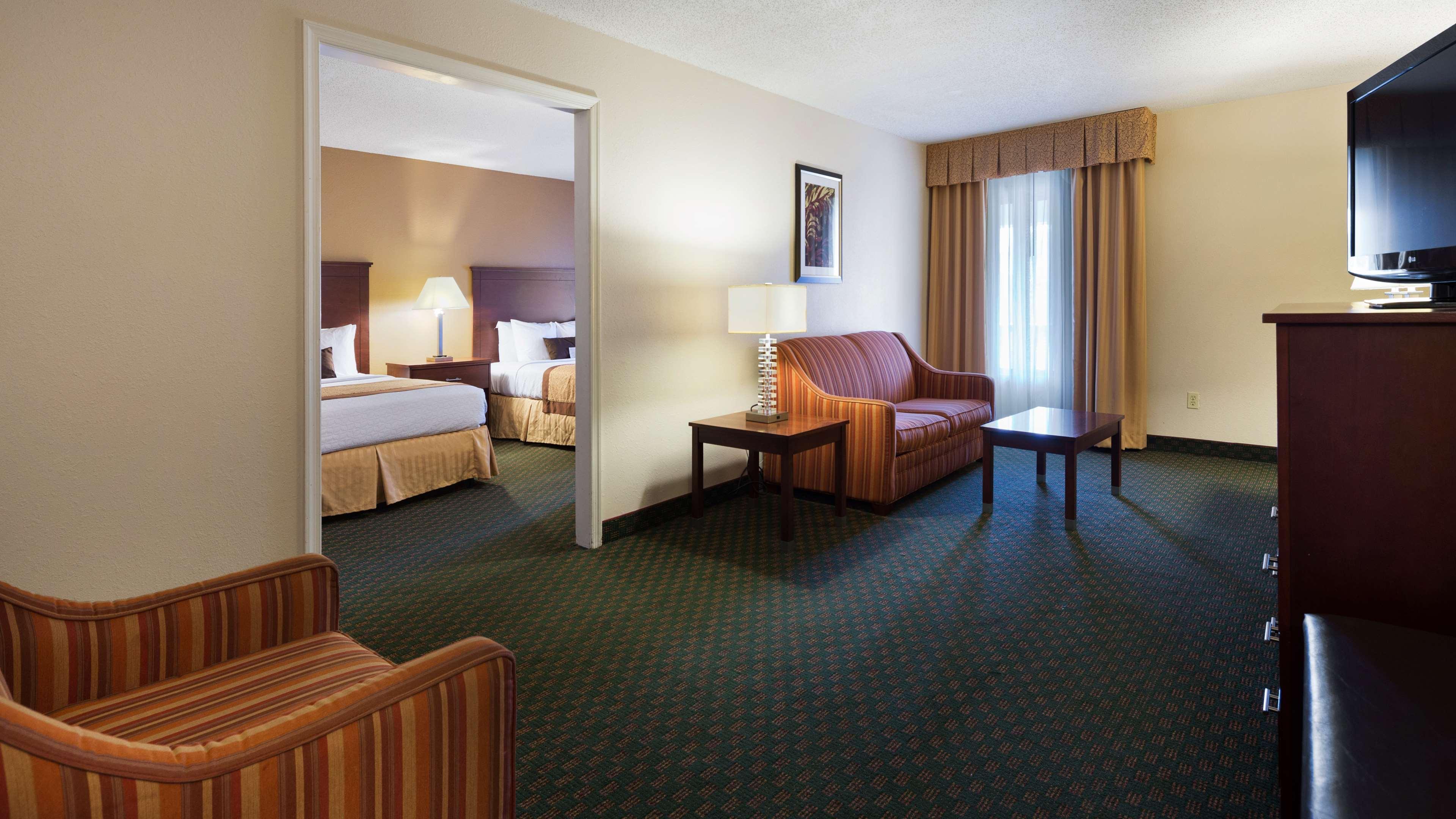 Best Western Plus Governor'S Inn Richmond Midlothian Extérieur photo