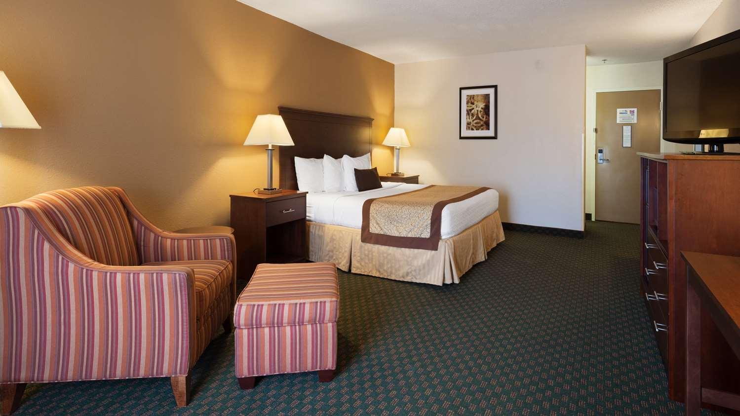 Best Western Plus Governor'S Inn Richmond Midlothian Extérieur photo