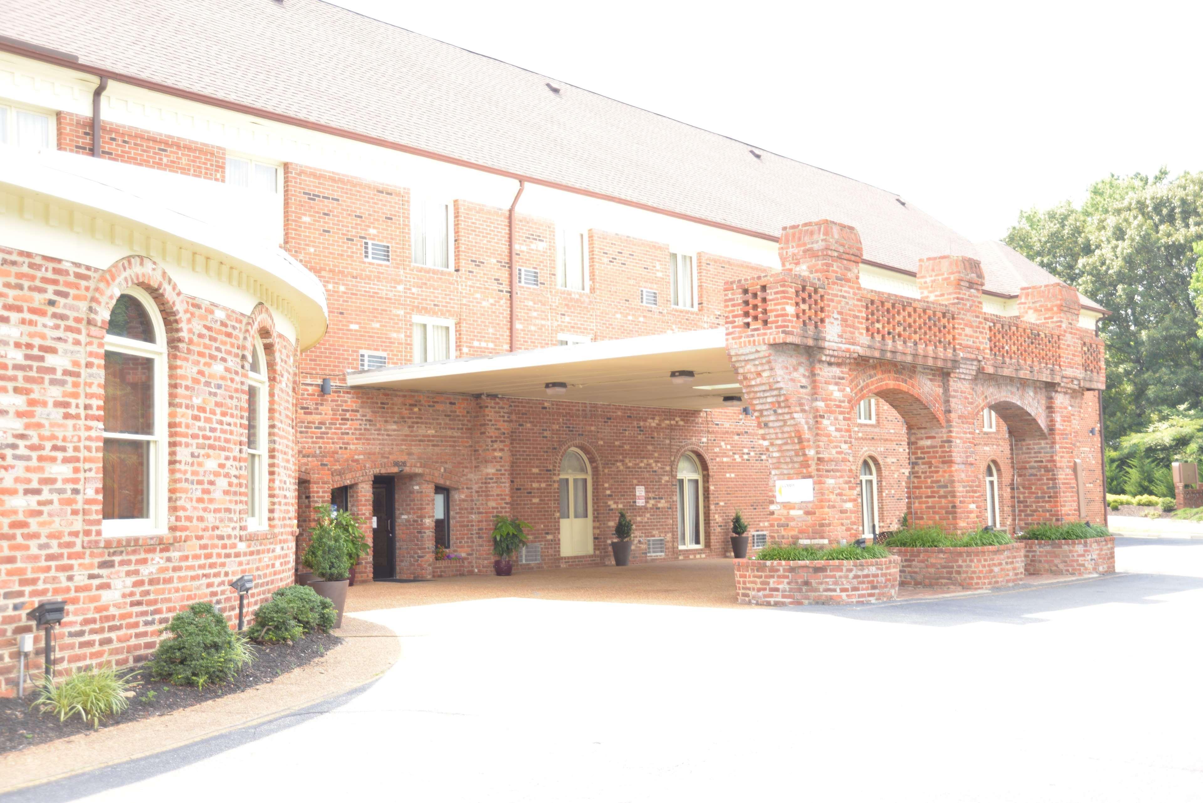 Best Western Plus Governor'S Inn Richmond Midlothian Extérieur photo
