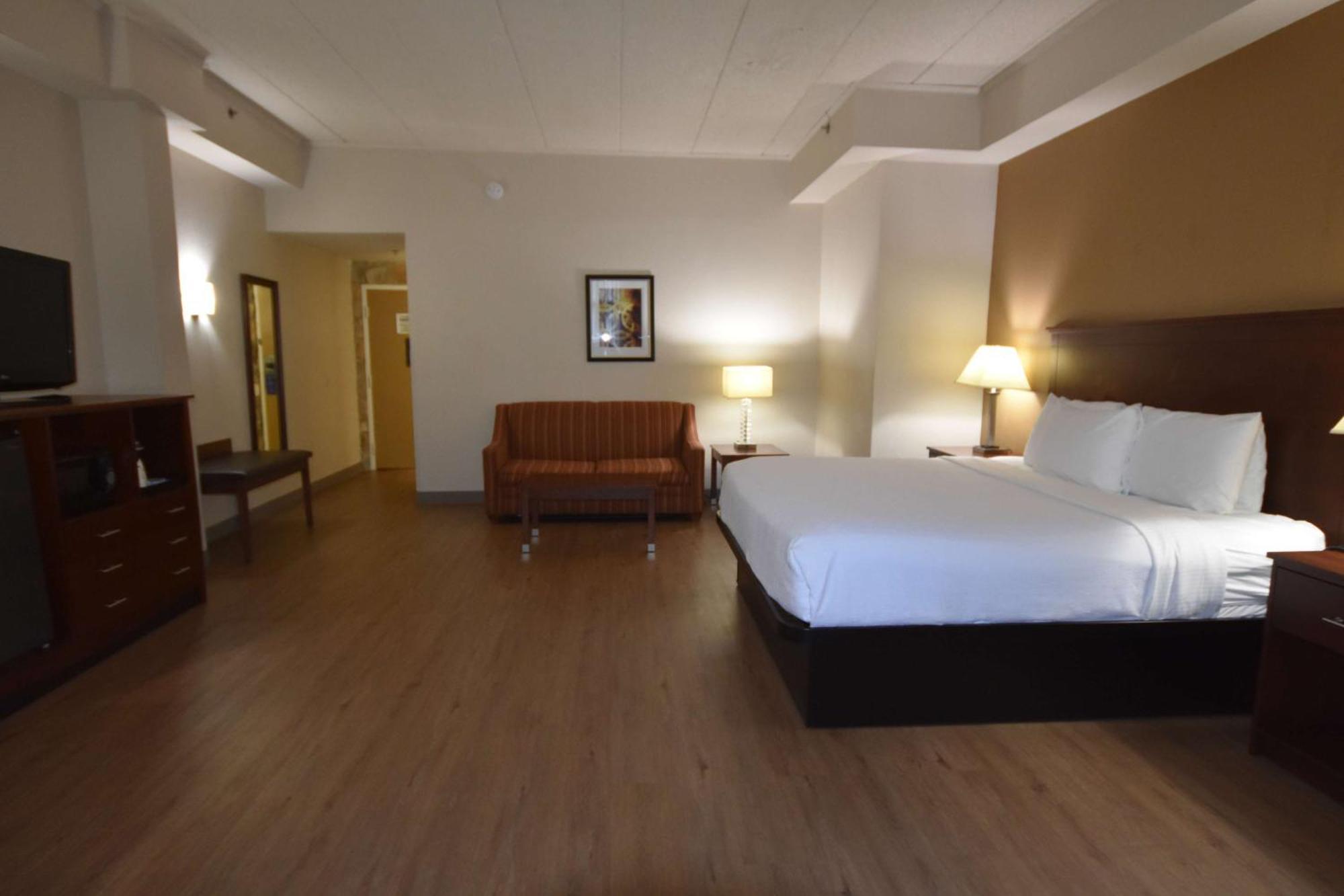 Best Western Plus Governor'S Inn Richmond Midlothian Extérieur photo