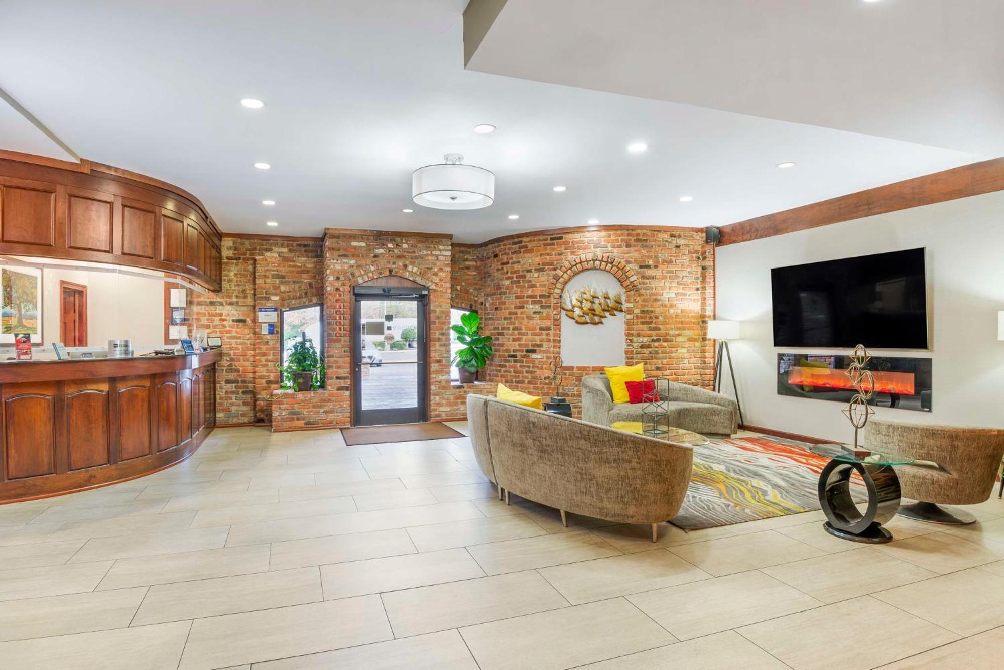 Best Western Plus Governor'S Inn Richmond Midlothian Extérieur photo