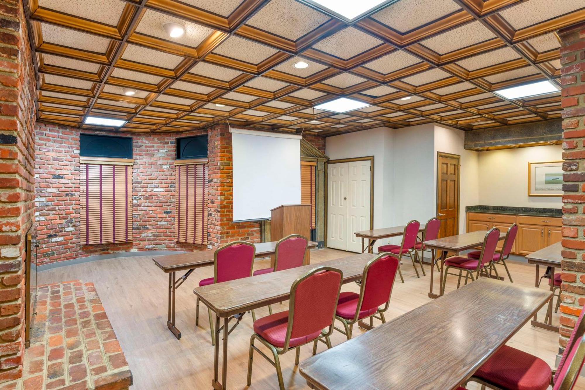 Best Western Plus Governor'S Inn Richmond Midlothian Extérieur photo