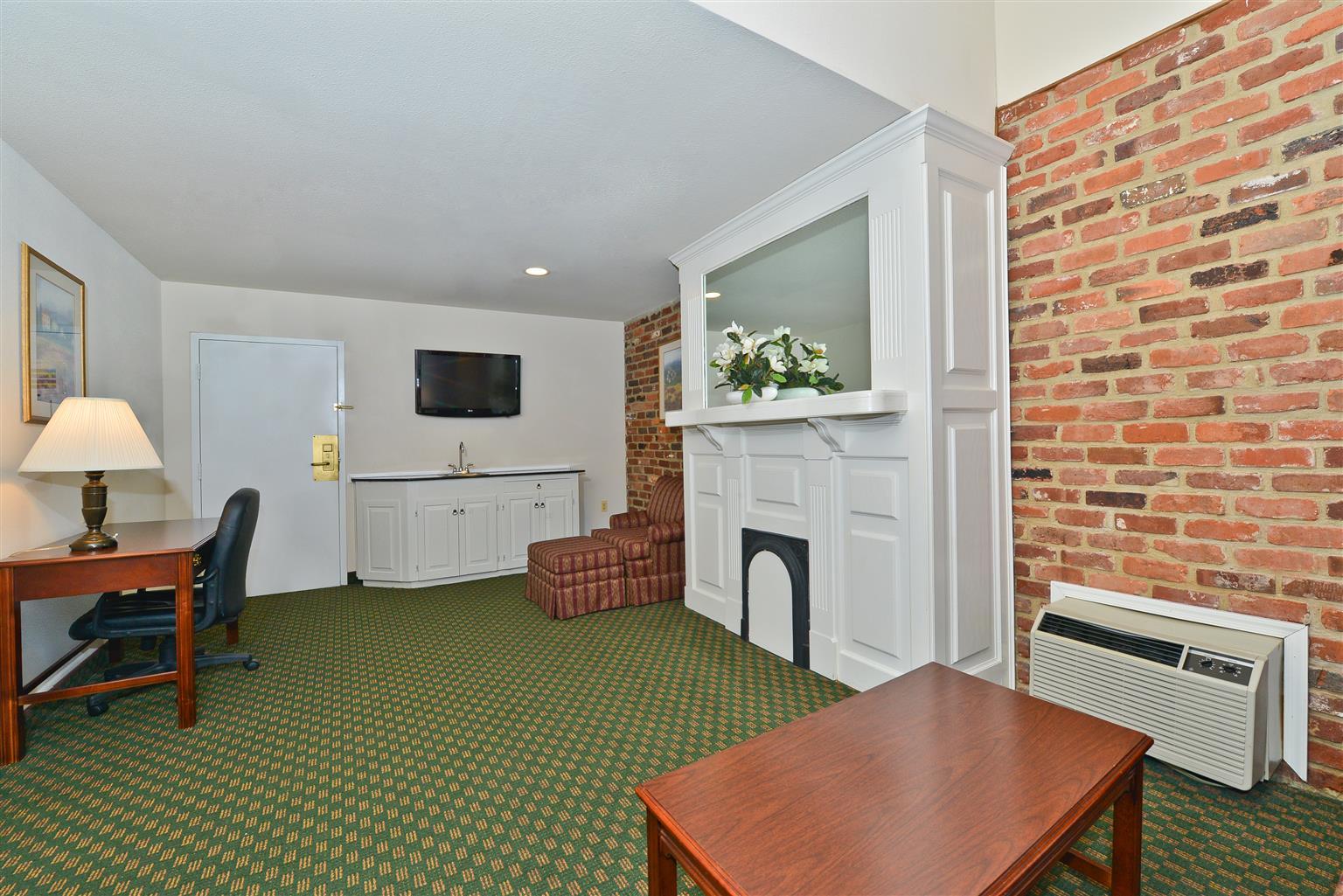 Best Western Plus Governor'S Inn Richmond Midlothian Extérieur photo